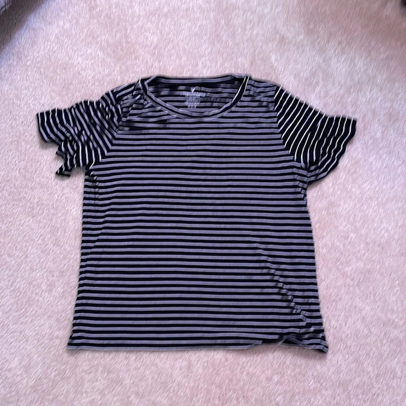 American Eagle T-shirt - Picture 1 of 4